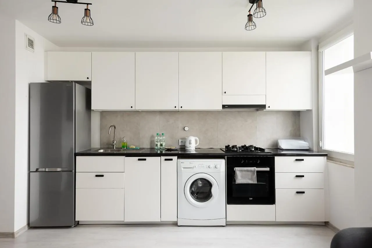 Witolinska White & Black Apartment ワルシャワ 0*,  ポーランド