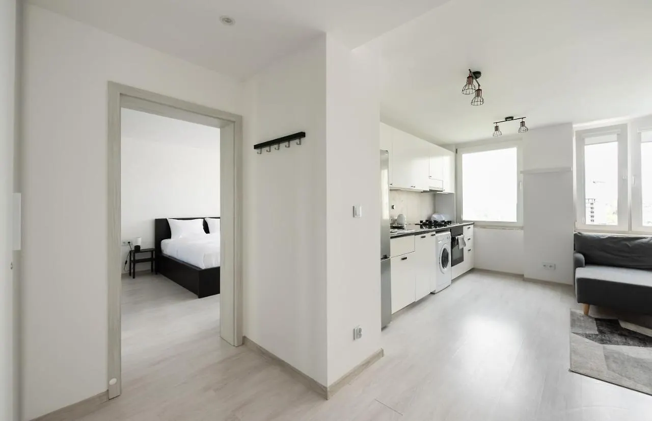 Witolinska White & Black Apartment Warsaw
