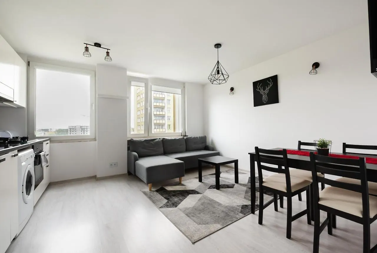 Witolinska White & Black Apartment Warsaw